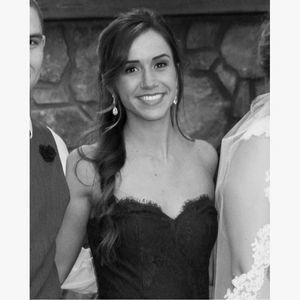 Meet your Posher, Courtney